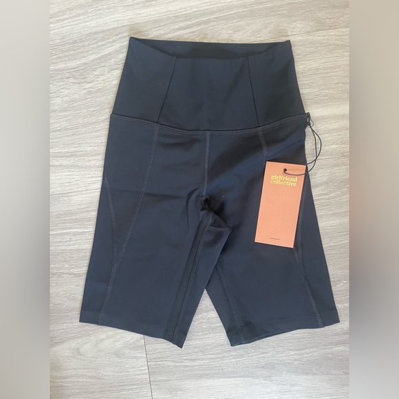 Girlfriend collective black athletic high waisted biker shorts - Picture 4 of 4